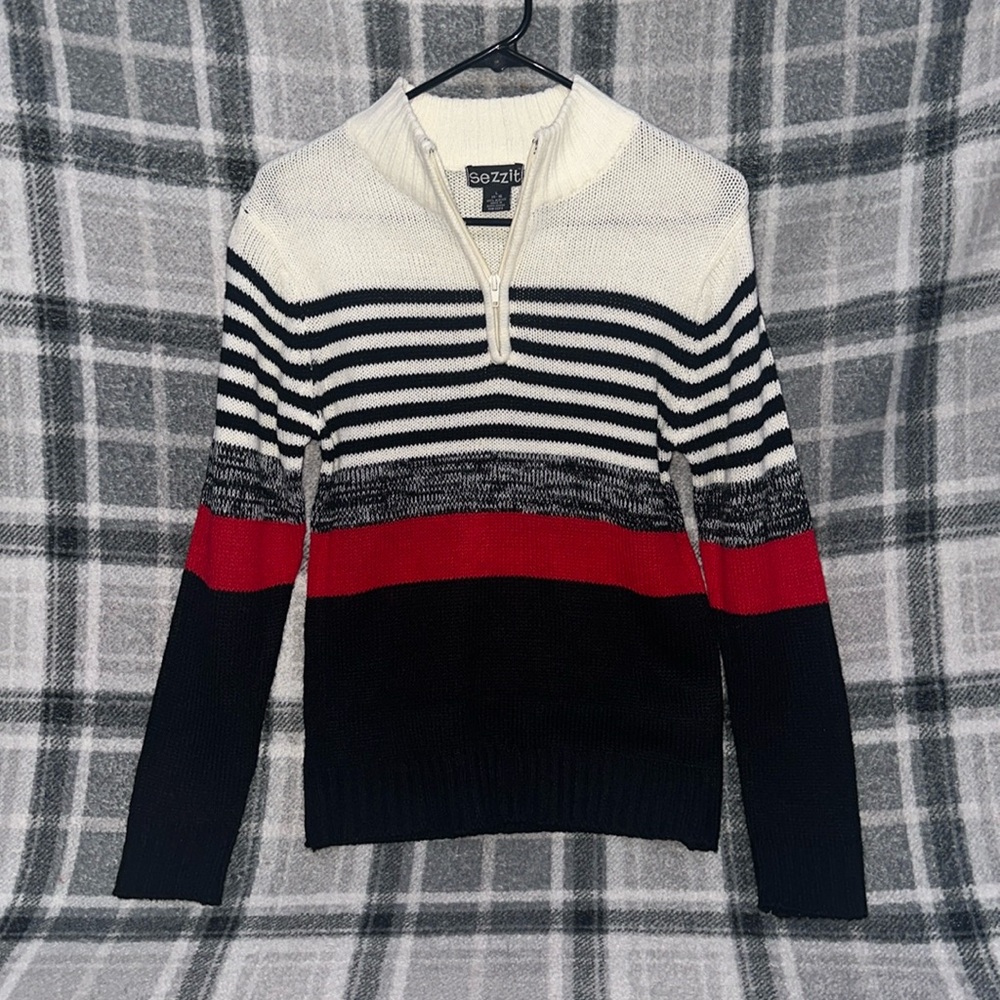 Sezzit sweater kid size